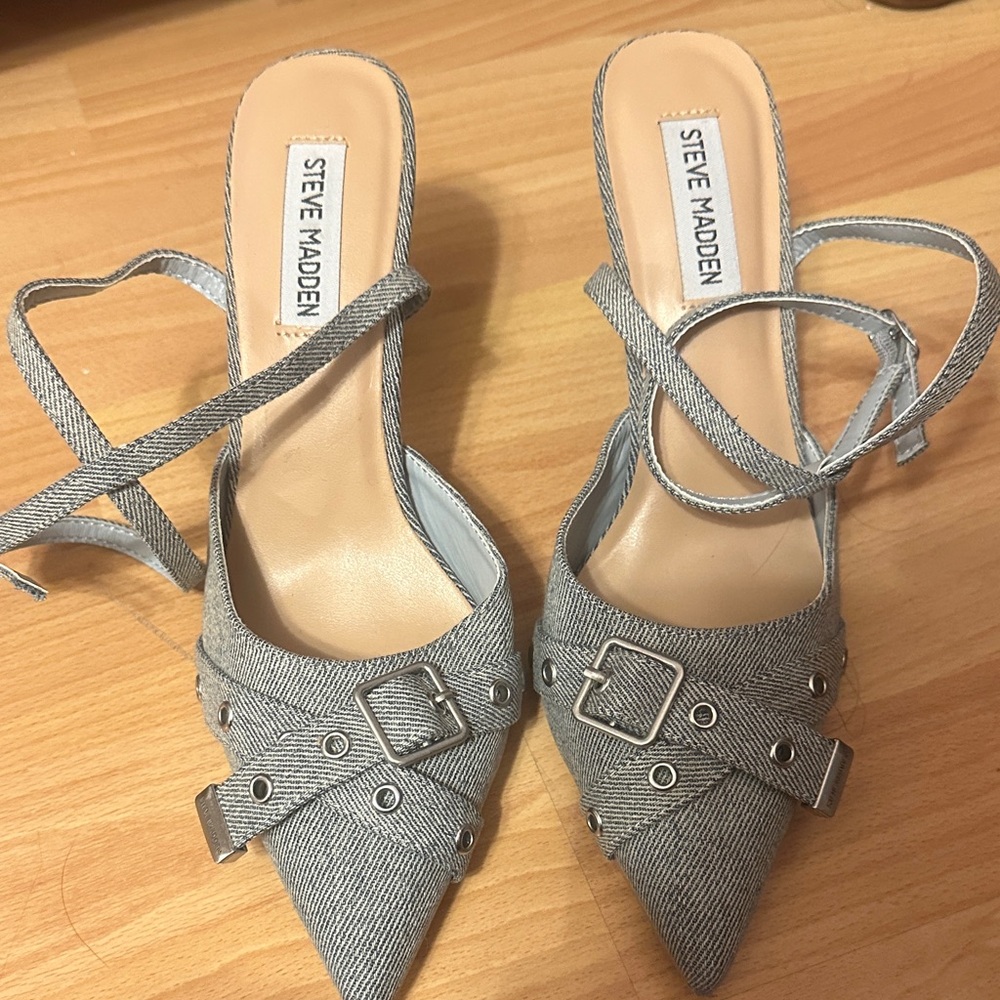 Steve Madden Strappy Gray Heels